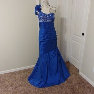 NWT LaFee Sz12 brilliant sapphire blue/silver jewels 1 shoulder prom dress